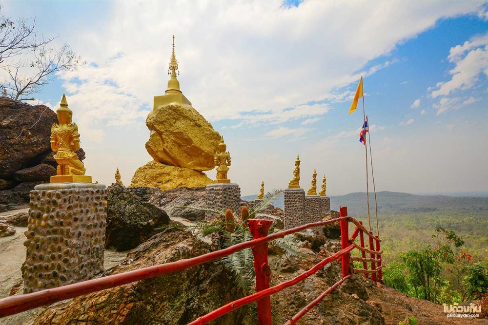 พระธาตุอินทร์แขวนจำลอง 